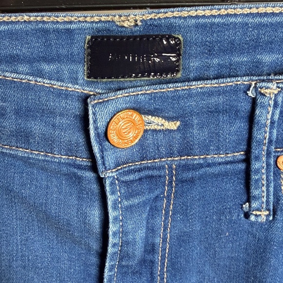 MOTHER The Runaway Blue Skies & Promises Wash Flare Jeans Size 28 - Picture 5 of 9